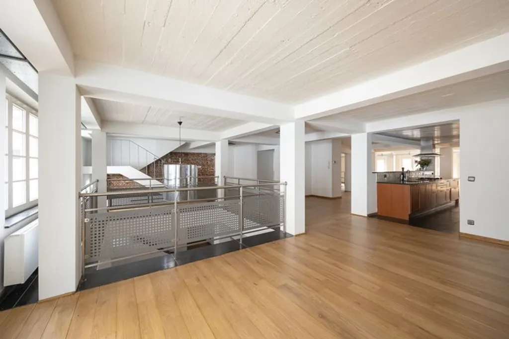 Loft Lumineux avec Terrasse Spacieuse à Bruxelles