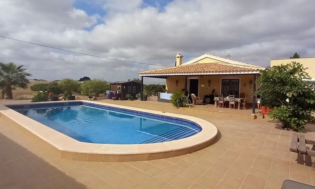 pool_area