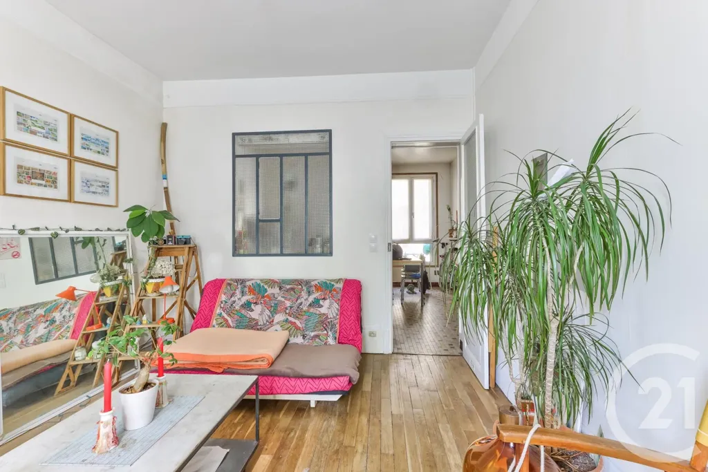 Séjour - Appartement 2 Pièces avec Jardin à Aubervilliers