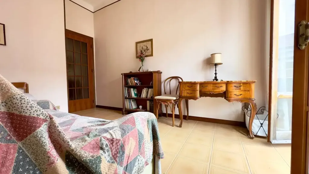 Chambres - Four-Bedroom Apartment with Balcony in Ancona