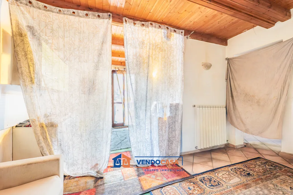 Soggiorno - Apartment with Garden View in Savigliano