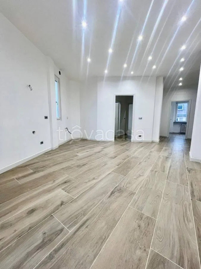 Séjour - Modernised Apartment with Balcony in Venaria Reale