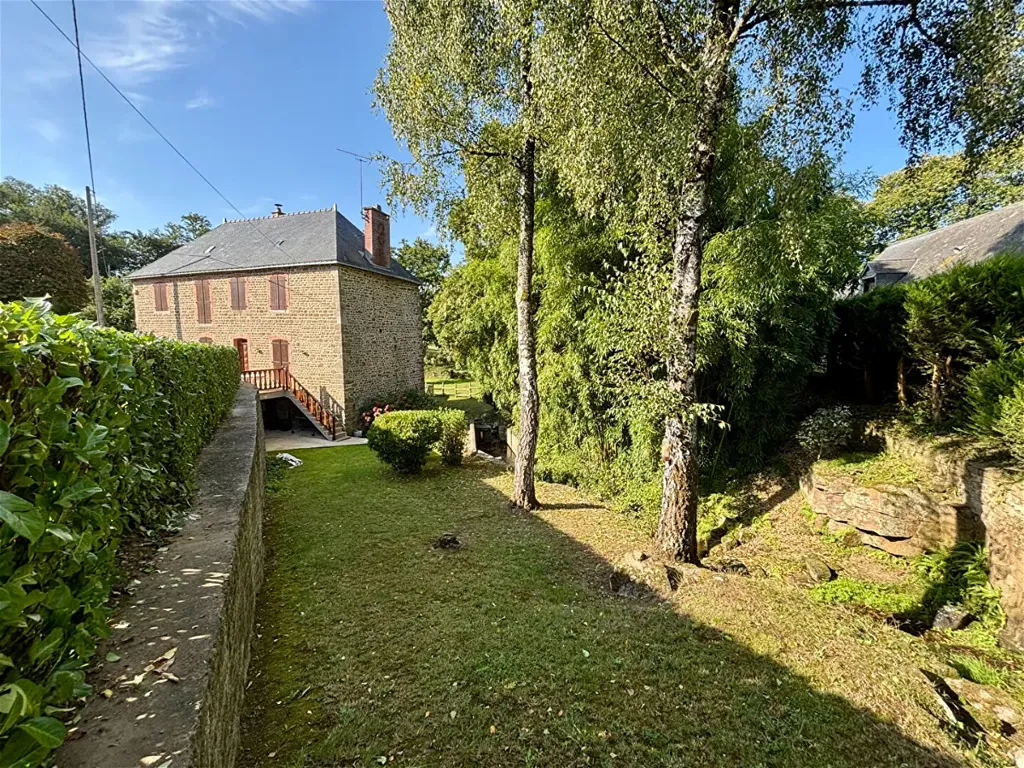Maison 7 pièces à Ernee