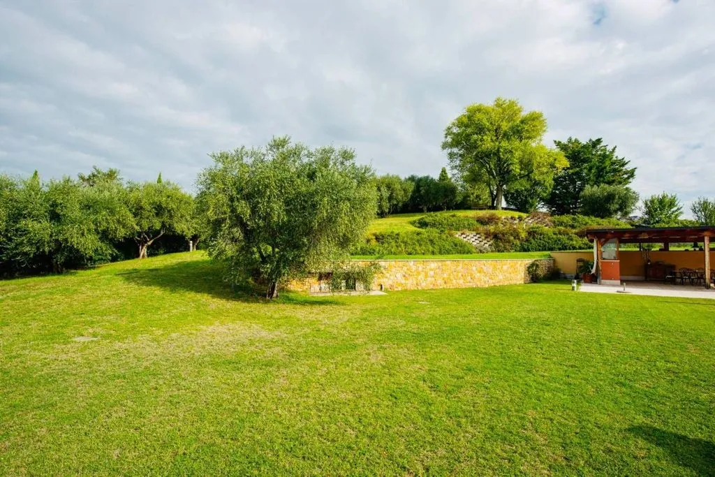 Aed - Luxury Villa with Lake View in Sant'Ambrogio di Valpolicella