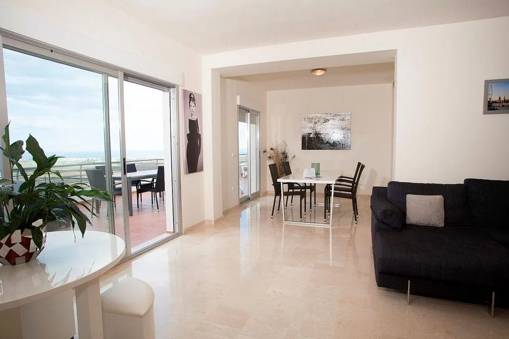 Elutuba - Apartment with Pool and Terrace in Pego