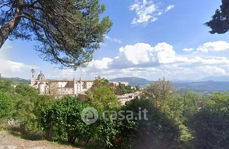 Rustic Apartment with Garden in Urbino