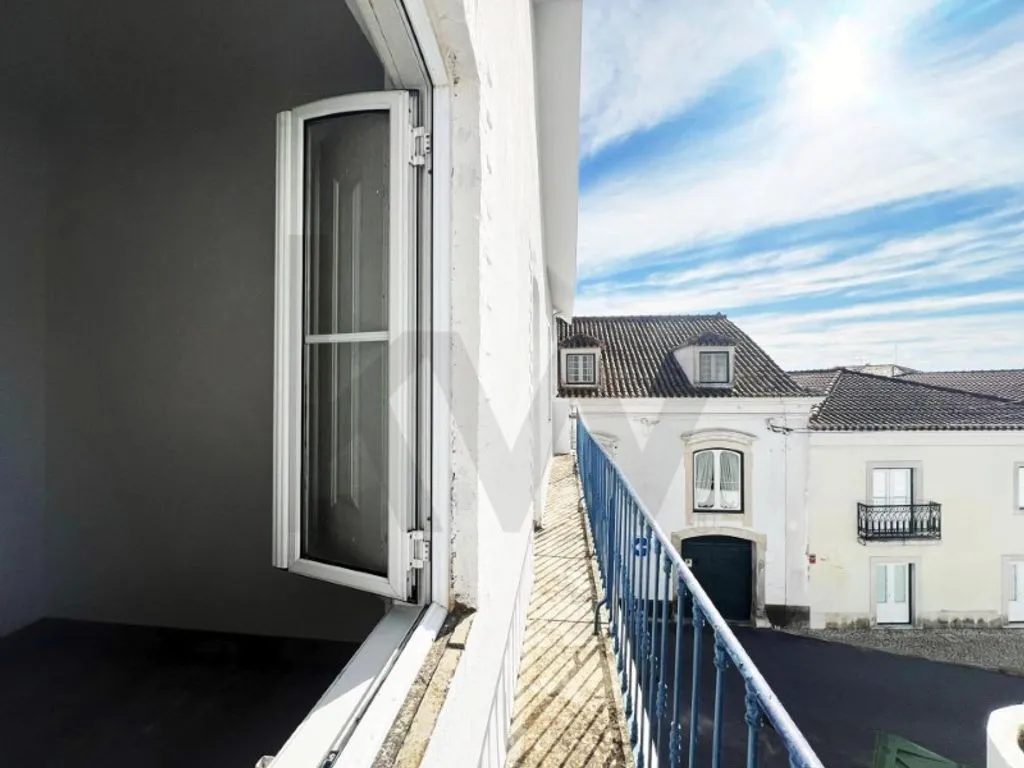 Balcon - 7-Bedroom House in Santarém's Historic Centre