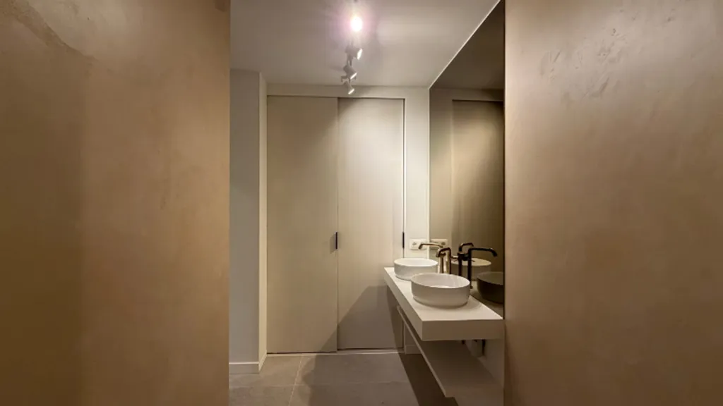 Bathrooms - Exclusive Seafront Apartment in Central Location