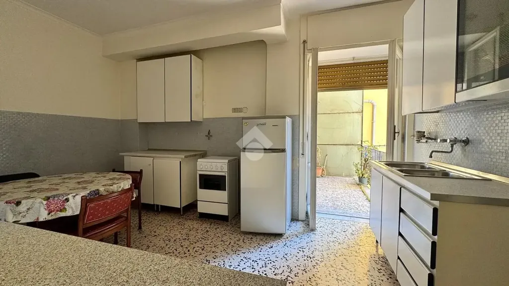 Cucina - Apartment with Balcony in Naples