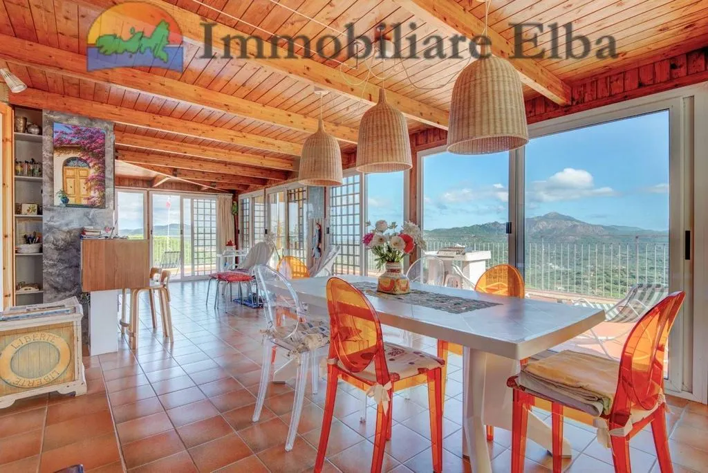 Salle à manger - Luxury Penthouse with Sea View in Capoliveri