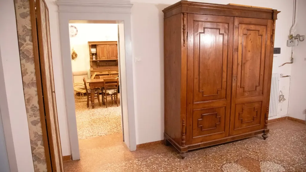 Entrée - Historic Apartment with High Ceilings in Bologna