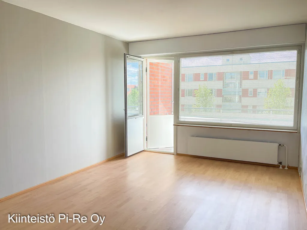 Pièces - Modernised Flat with Balcony in Forssa Centre