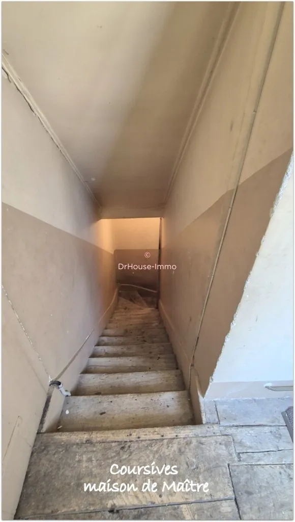 Rooms - Characterful Maison de Maître with Courtyard in Troyes Centre