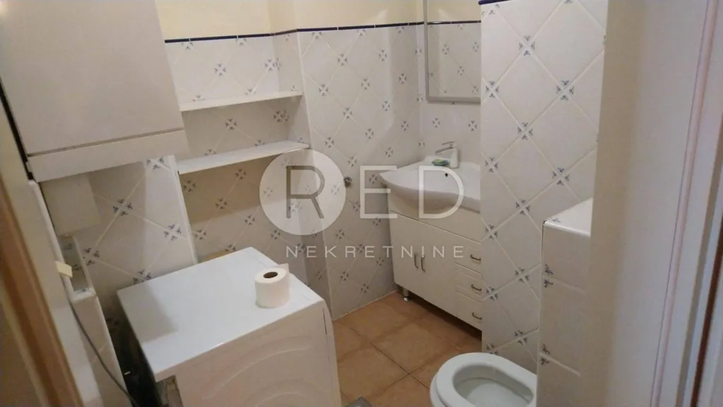 Vannitoad - Spacious Flat with Loggias in Osijek Centre
