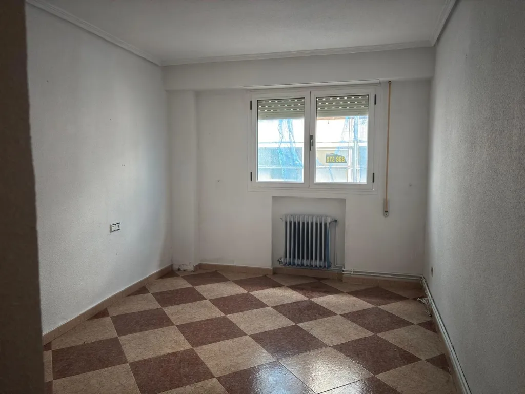 Pièces - Bright Apartment with Garage in Bembibre