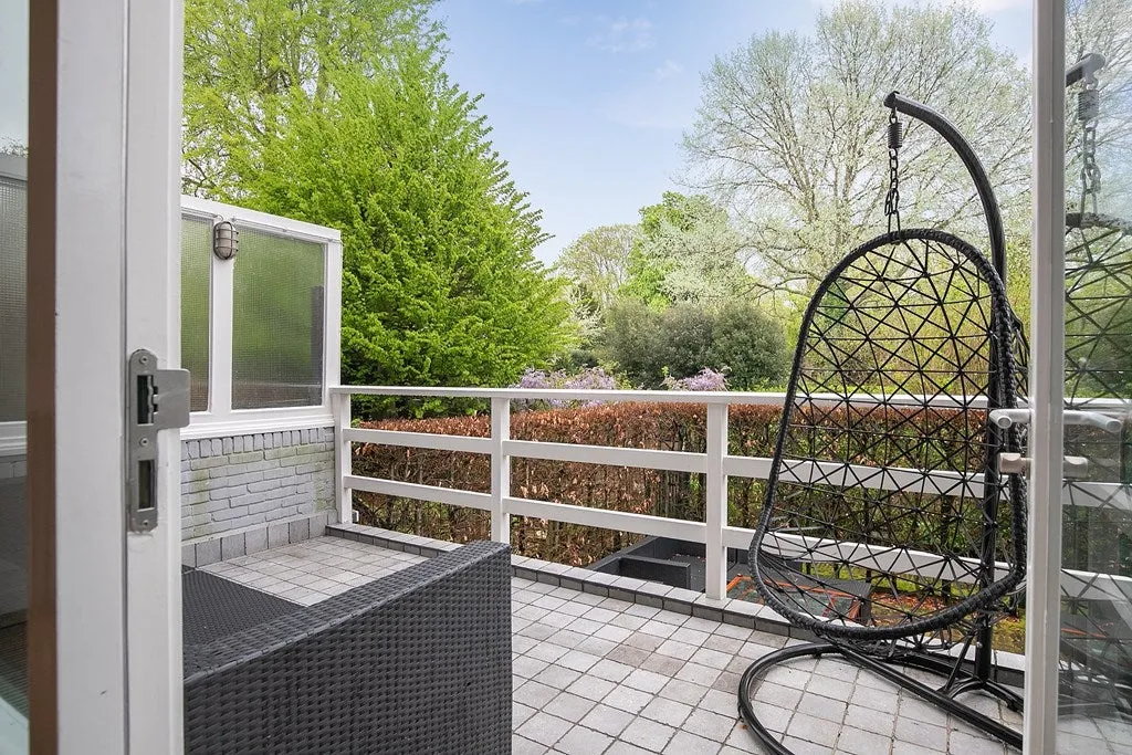 Balcon - Character Villa with Park View in Kralingen