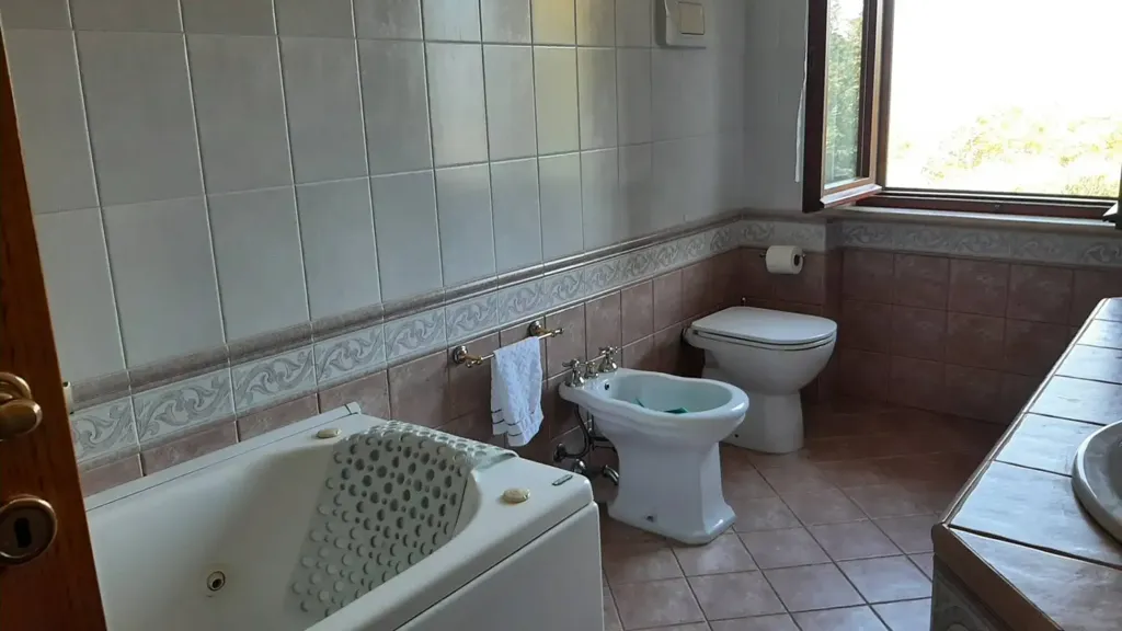 Vannitoad - Colonial House with Panoramic View in Carignano