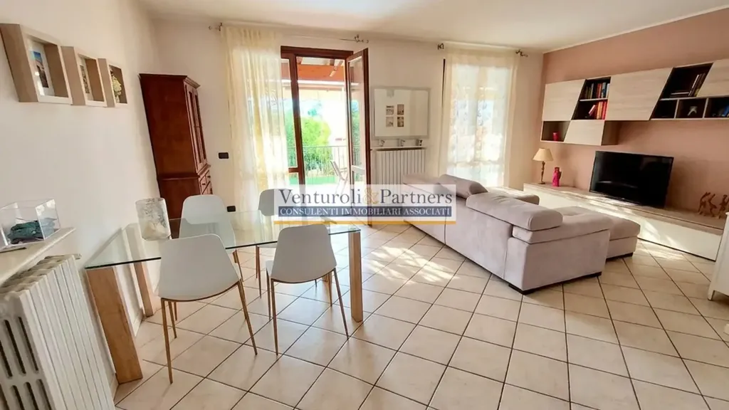 Elutuba - Trilocale with Lake View in Manerba del Garda