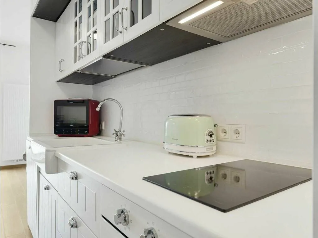 Cuisine - Studio Meublé au Centre de Luxembourg-Hollerich