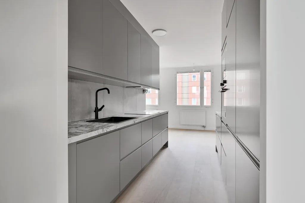 Cucina - Modernised Penthouse with Balcony in Upplands Väsby