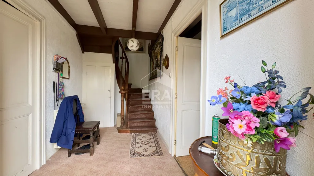 hallway_entrance