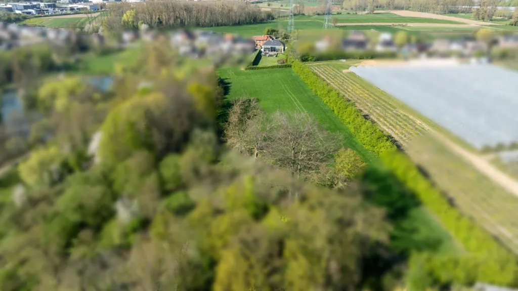 Vue aérienne - Villa Luxueuse avec Piscine à Bilzen