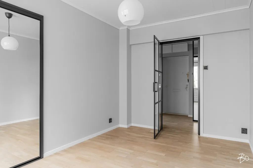Hallway - Renovated Apartment with Balcony in Turku