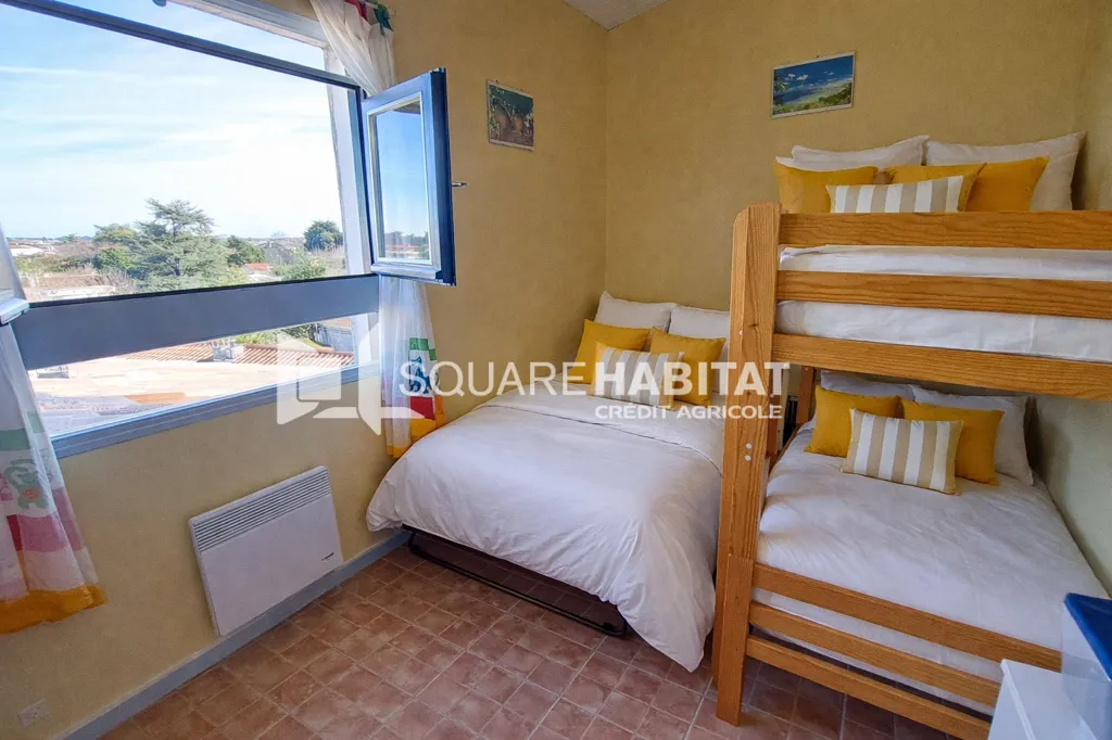 Dormitorios - 3-Bed Apartment with Sea View in Saint Palais-sur-Mer