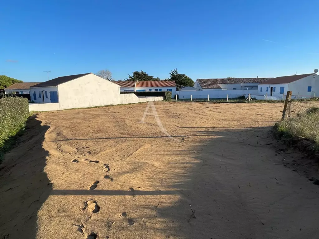 Giardino - Buildable Plot with Ocean Access in Bretignolles-sur-Mer