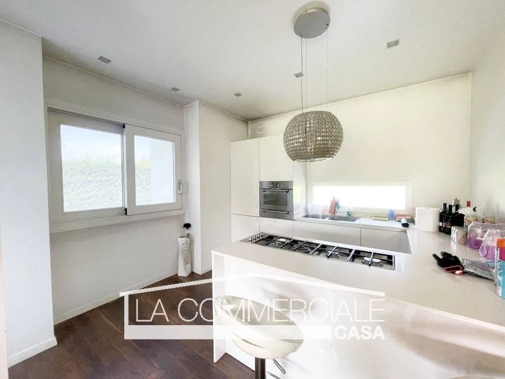 Cucina - Luxury Villa with Private Garden in Roncade