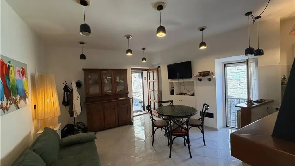 Salle à manger - Apartment with Garden in San Martino dei Colli