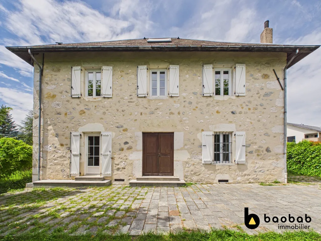 Välivaade - Charming 1850 Stone House with Mountain View in Myans