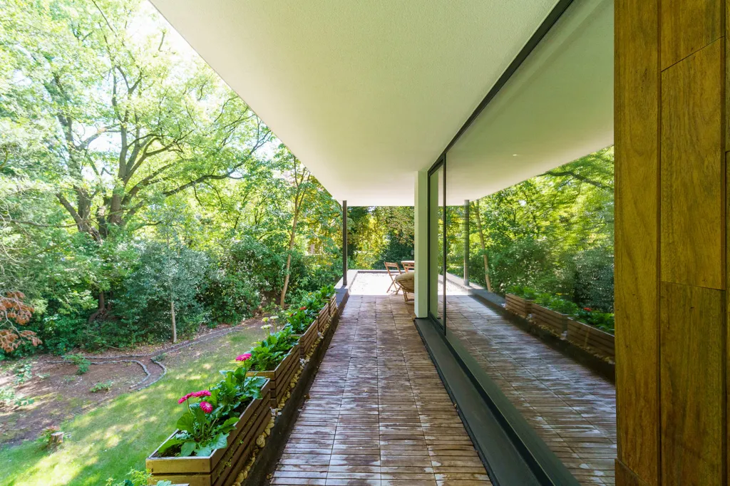 Terrasse - Villa architecturale avec jardin et piscine à Schoten