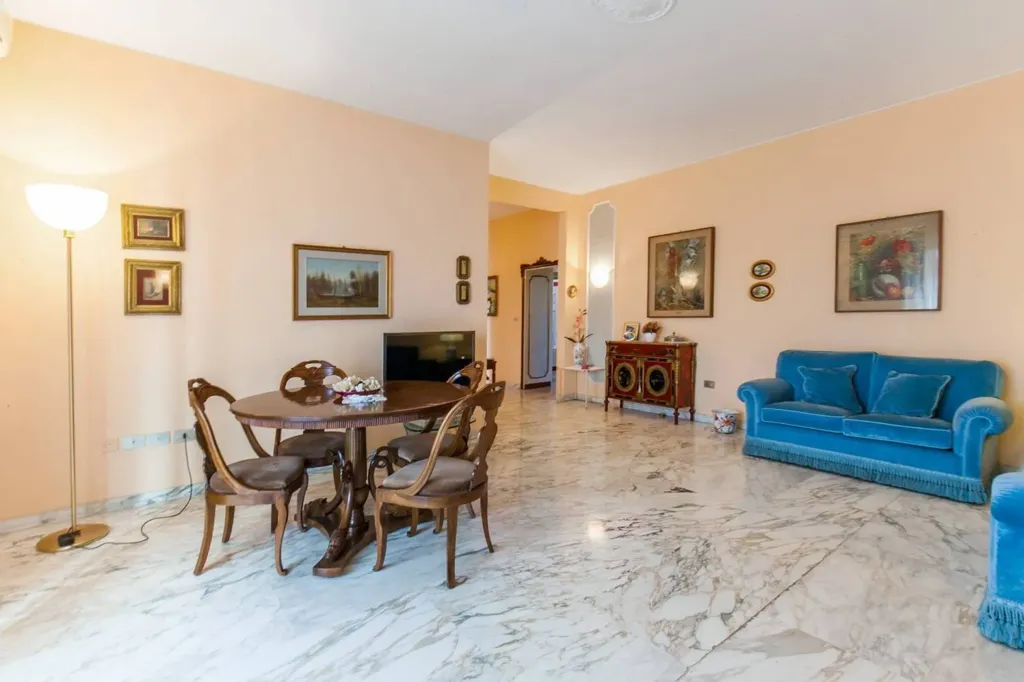 Elutuba - Luxury Apartment with Garden Views in Milan