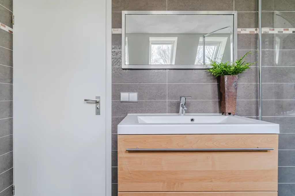 Salles de bain - Detached House with Garden in Alkmaar