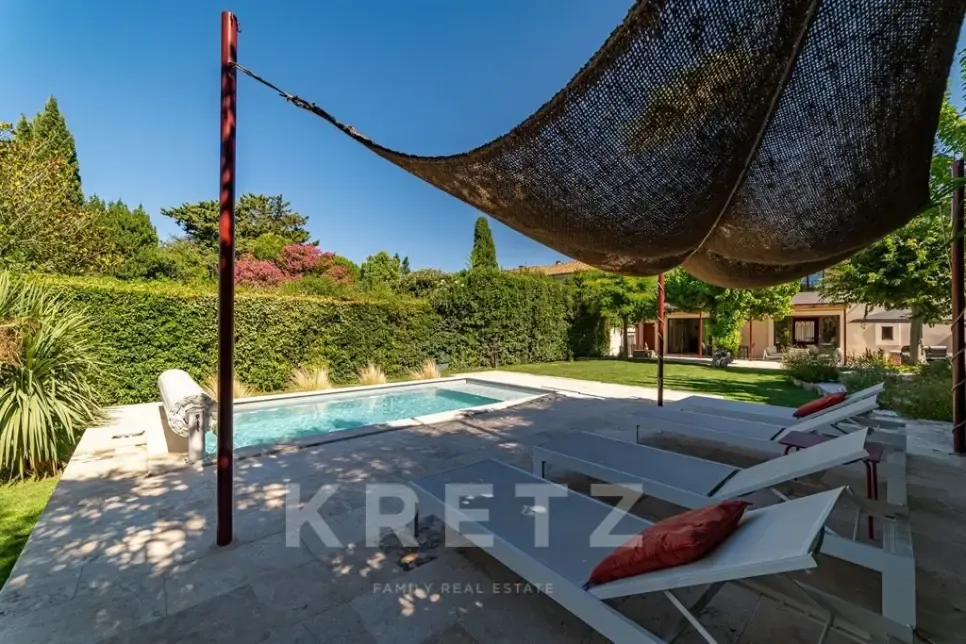 Piscina - Renovated Barn with Pool near Nîmes