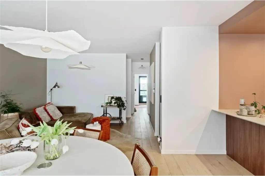 Salle à manger - Appartement Rénové avec Terrasse à Kontich