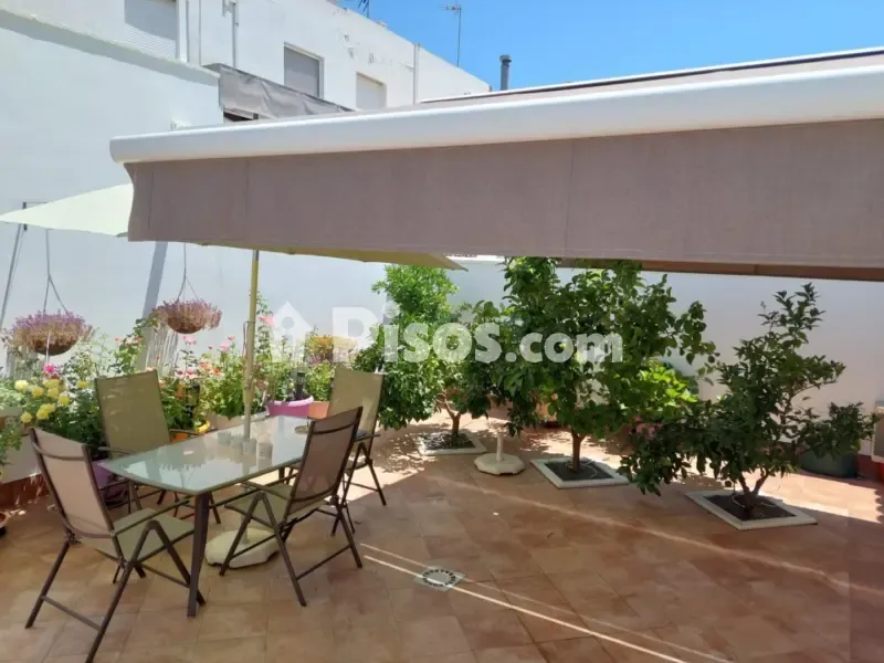 Terrazza - Fully Renovated Adosada with Terraces in Tomares
