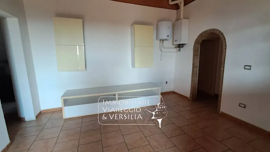 Séjour - 4-Bedroom Apartment with Valley View in Capannoli