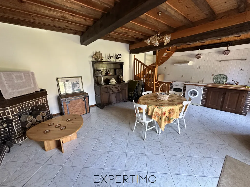 Söögituba - Renovated Longère with Three Apartments in Estissac