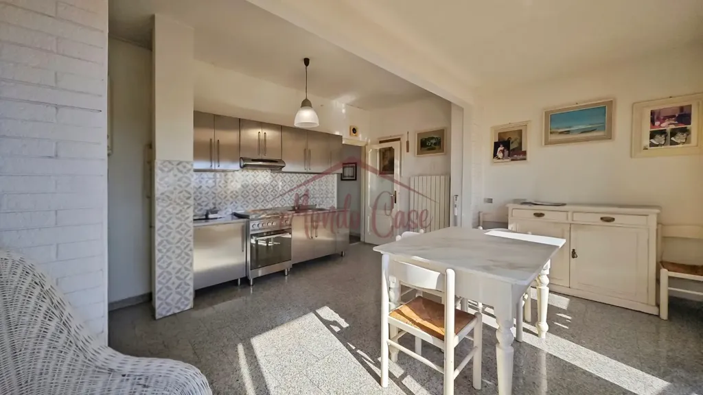 Cuisine - Penthouse with Panoramic View in Massa Centre