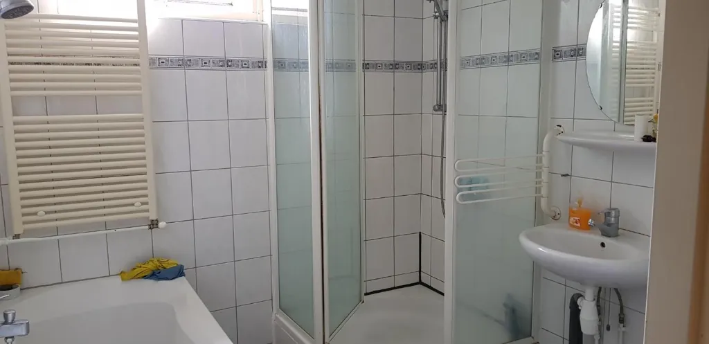 Vannitoad - Spacious Room with Large Windows near Zernike