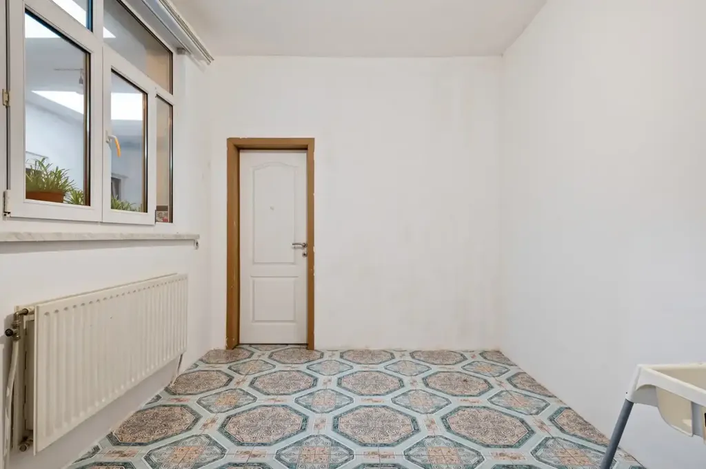other_room