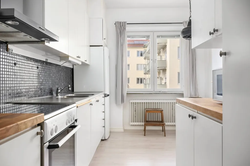 Köök - Two-Bedroom Apartment with City Proximity in Norrköping