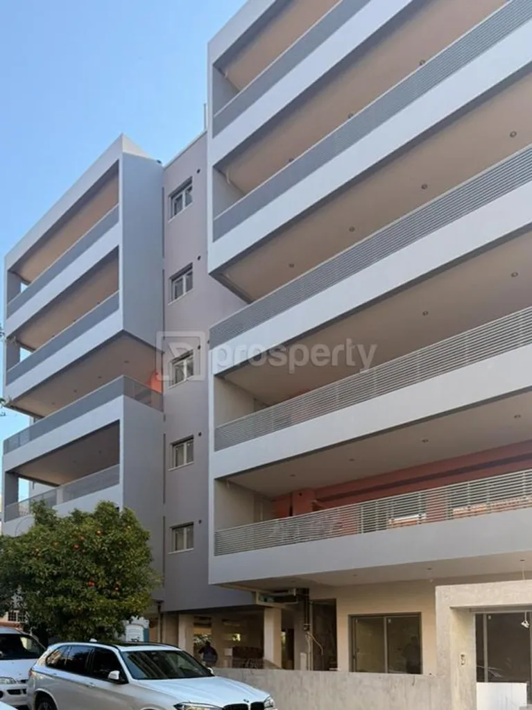 Välivaade - Contemporary Apartment with Green View in Pefki