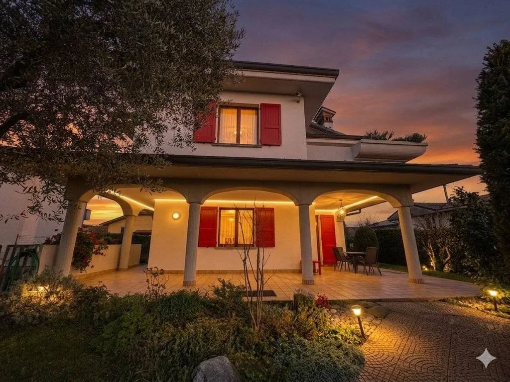 Välivaade - Luxury Villa with Private Garden in Mapello
