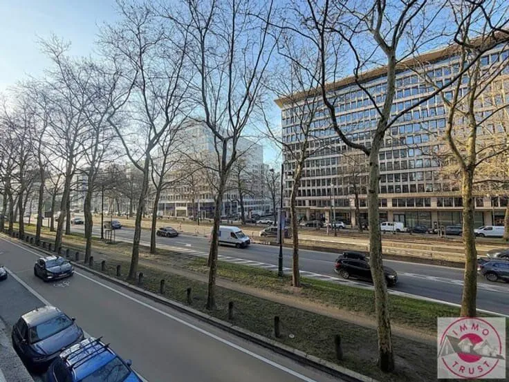 3 magamistoaga korter asukohas Brussels