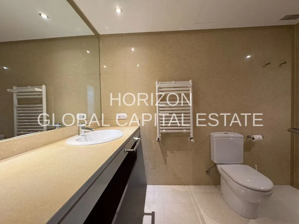 Salles de bain - Penthouse with Sea Views in Sol de Mallorca