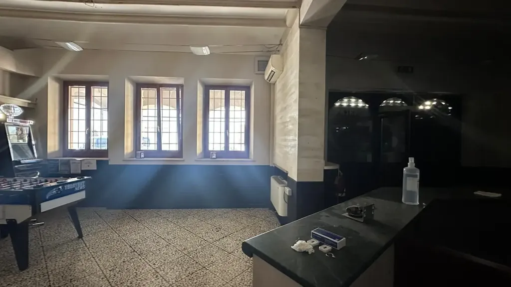 Toad - Independent House with Commercial Space in Cortemaggiore