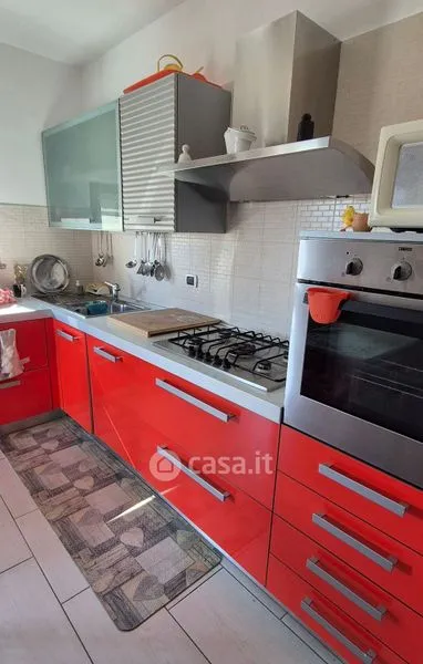 Cucina - Rustic Bifamily Villa with Garden in Trecate